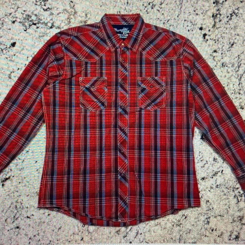 Wrangler Red and Black Plaid Button-Down Western Shirt